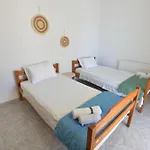 Nina\'S Apt In Ialysos Near The Beach